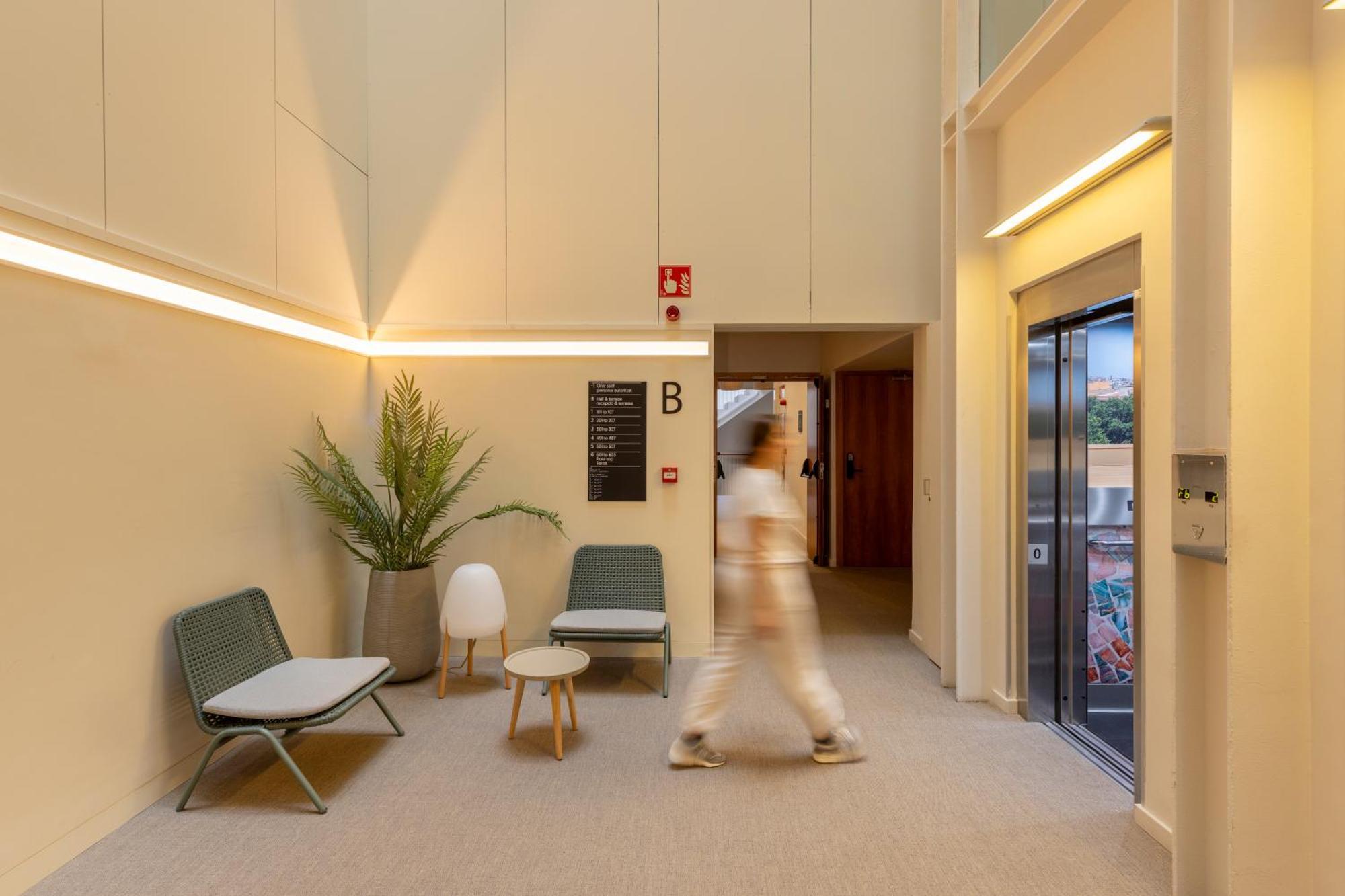 Libere Barcelona Sant Antoni Aparthotel Exterior foto